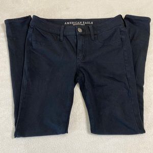 American Eagle Black Super Stretch Size 6 Long